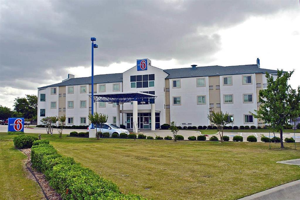 Motel 6-Benbrook, Tx - Fort Worth Eksteriør billede
